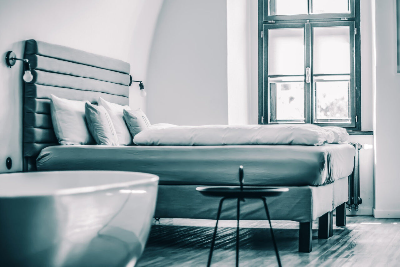 Duvet or Comforter? Key Tips for Choosing Between the Two