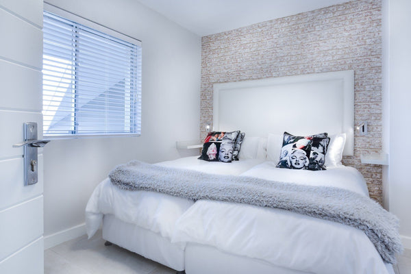 Bedroom Essentials: Effective Ways to Organize a Tiny Apartment