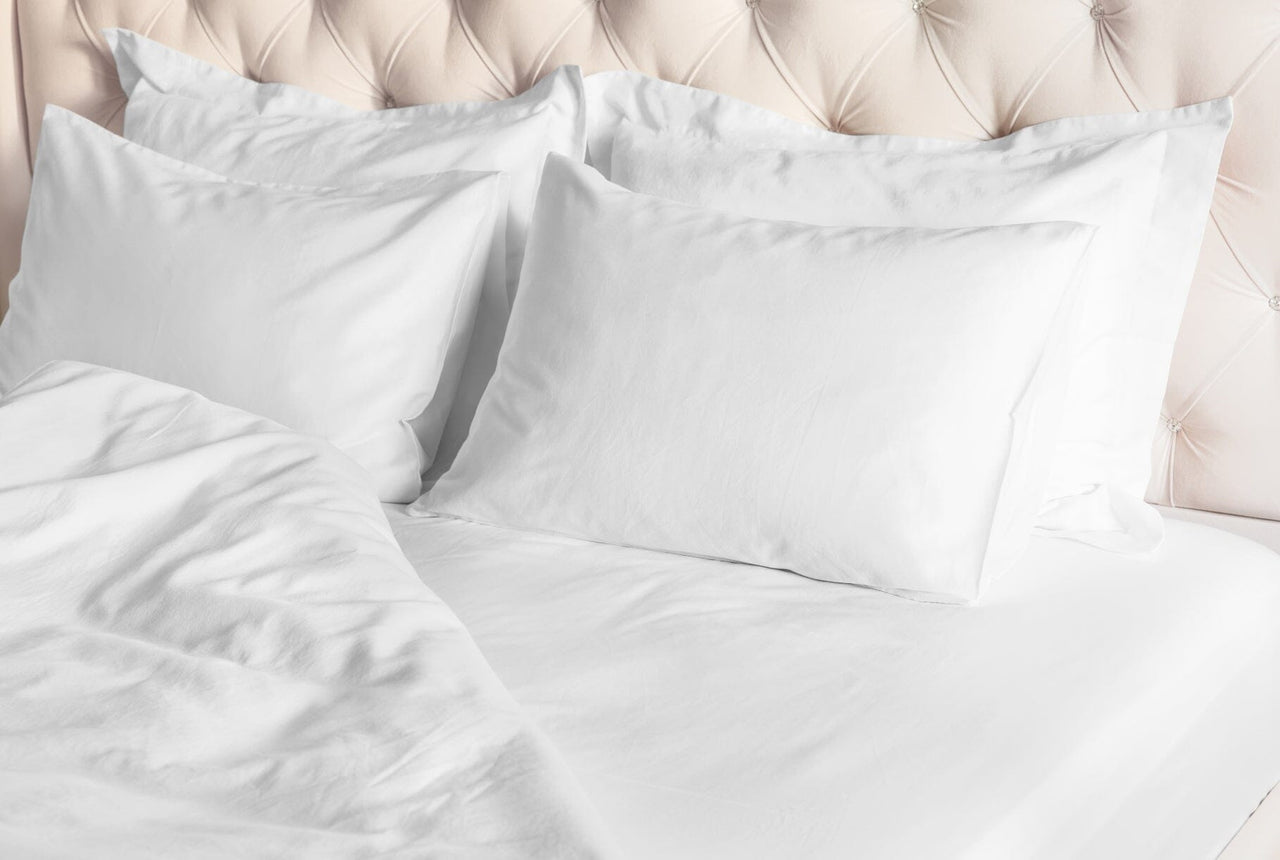 Which is Better? Bamboo or Silk Pillowcases