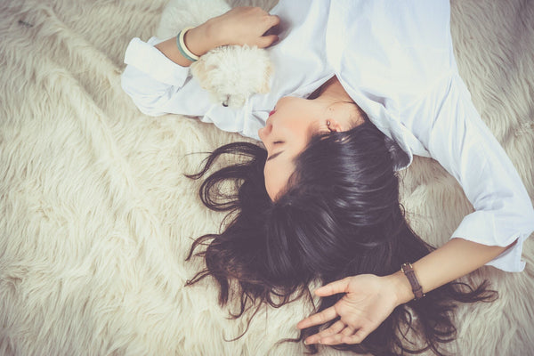 Is Sleeping in a Cold Room Helpful or Harmful?