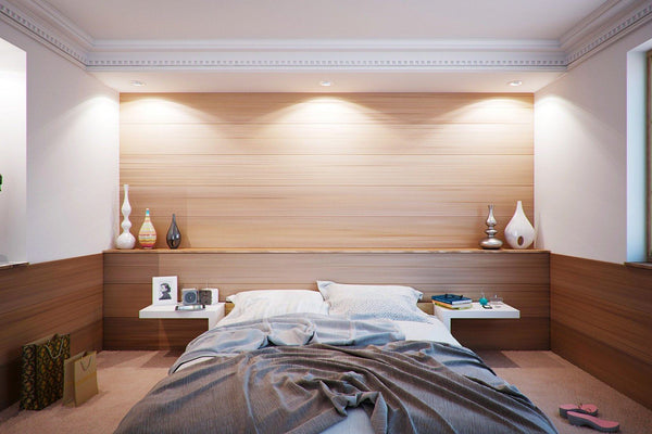 How to Decorate Your Bed For Christmas